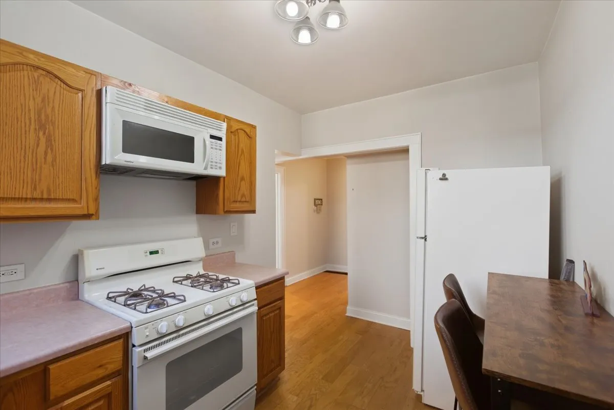 4055 N Spaulding Ave, , 60618, USA 60618-unit#1-Chicago-IL
