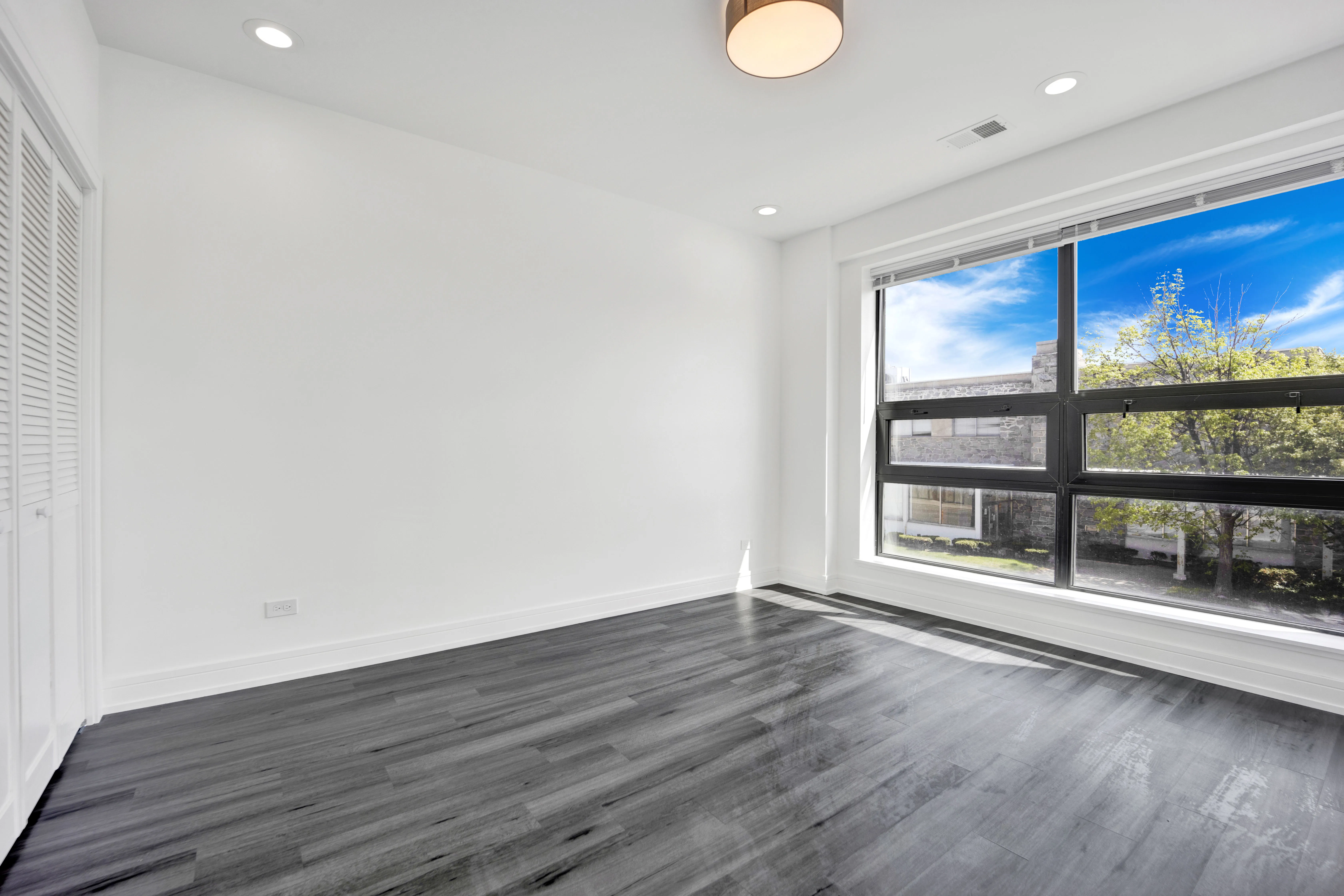 4350 W Lawrence Ave, ,  60630, USA 60630-unit#408-Chicago-IL