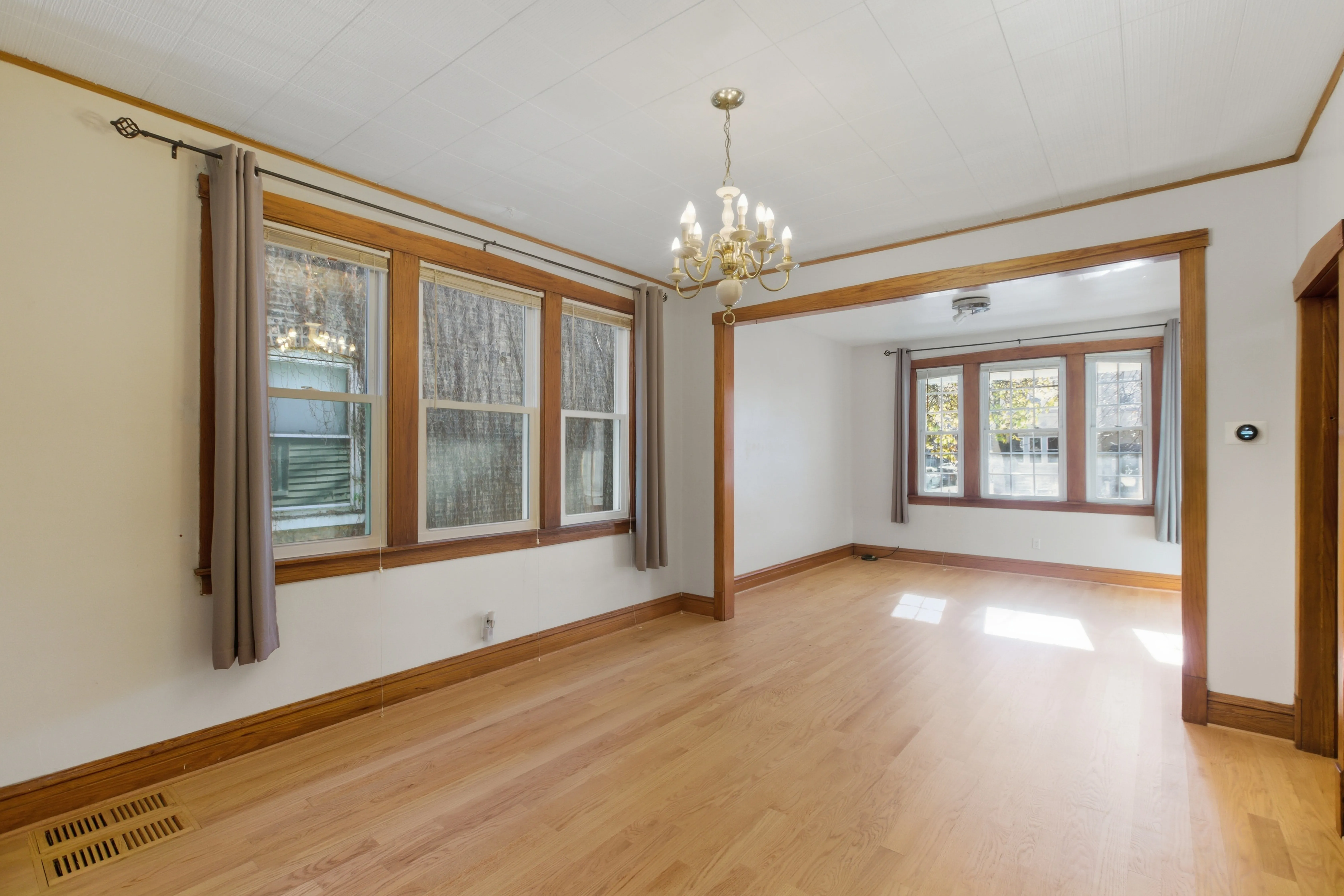 5434 W Wrightwood Ave, ,  60639, USA 60639-Chicago-IL