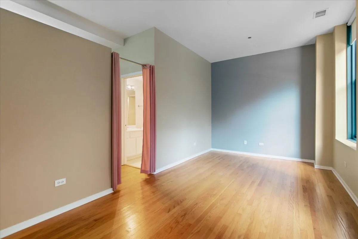208 W Washington St, , 60606, USA 60606-unit#1010-Chicago-IL