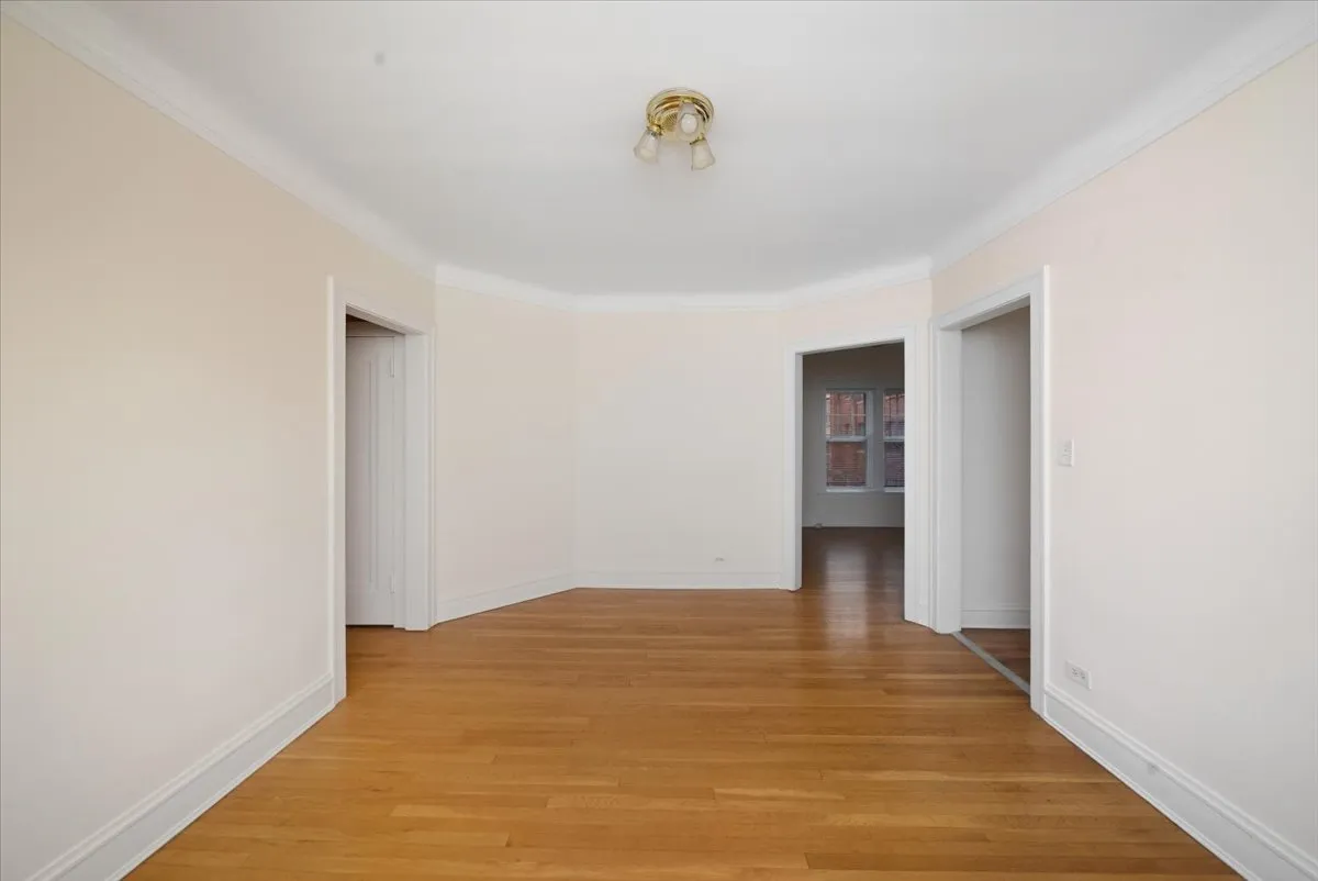 Hinman Ave, ,  60202, USA 60202-unit#2S-Evanston-IL