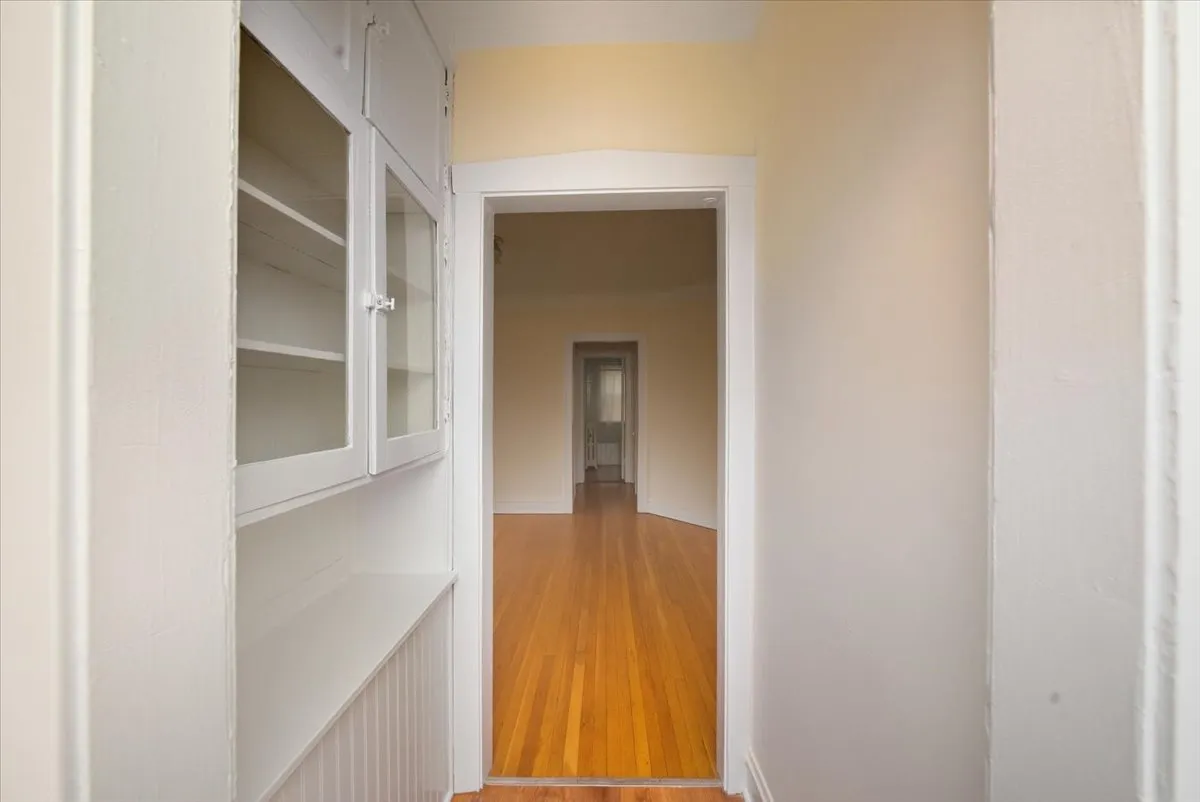 Hinman Ave, ,  60202, USA 60202-unit#2S-Evanston-IL