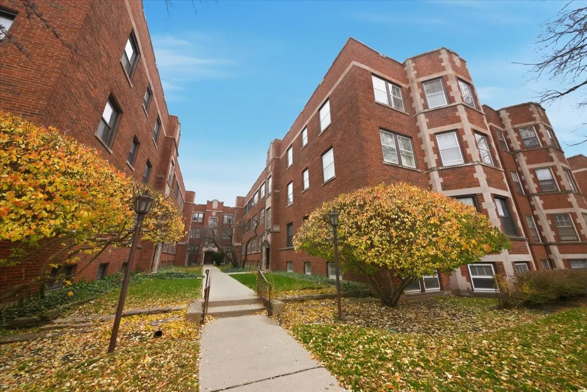 Hinman Ave, , 60202, USA 60202-unit#2S-Evanston-IL