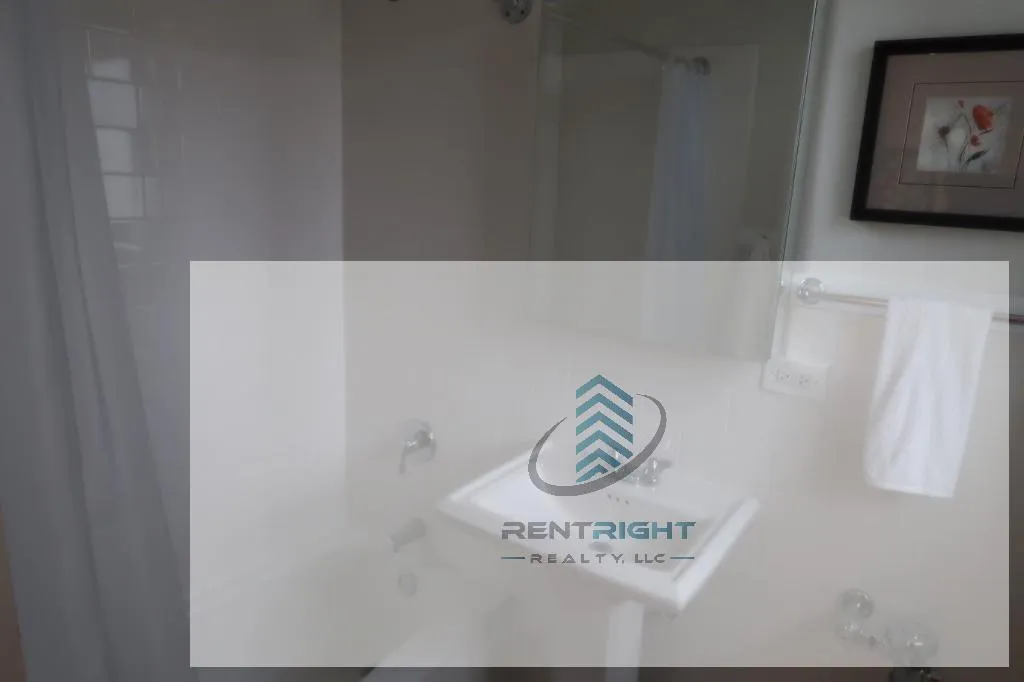 4526 N Sheridan Rd, ,  60640, USA 60640-unit#512-Chicago-IL