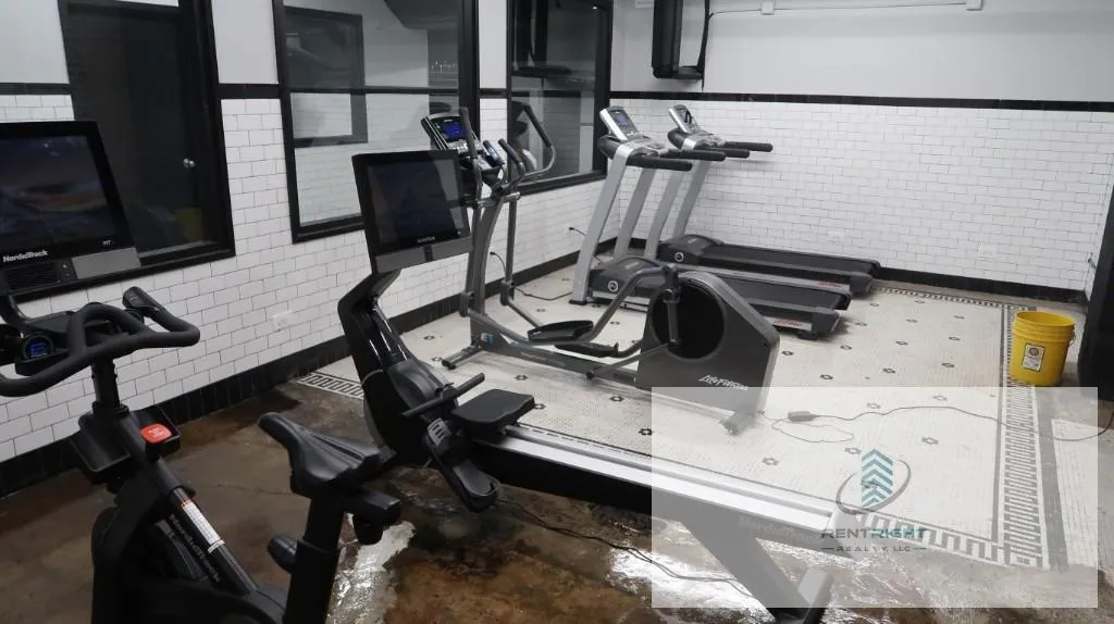 4526 N Sheridan Rd, ,  60640, USA 60640-unit#512-Chicago-IL