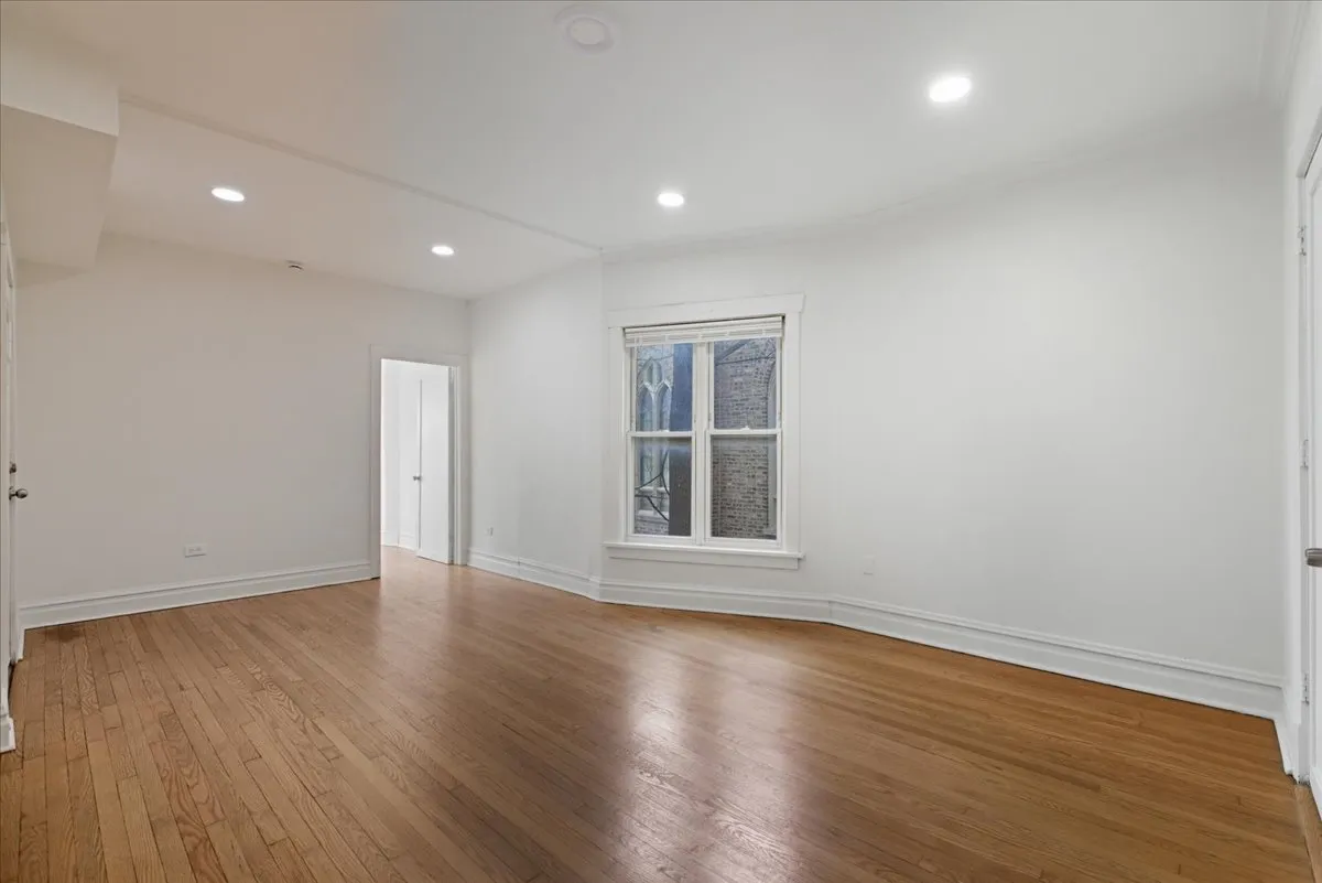 3818 W Irving Park Rd, ,  60618, USA 60618-unit#2-Chicago-IL