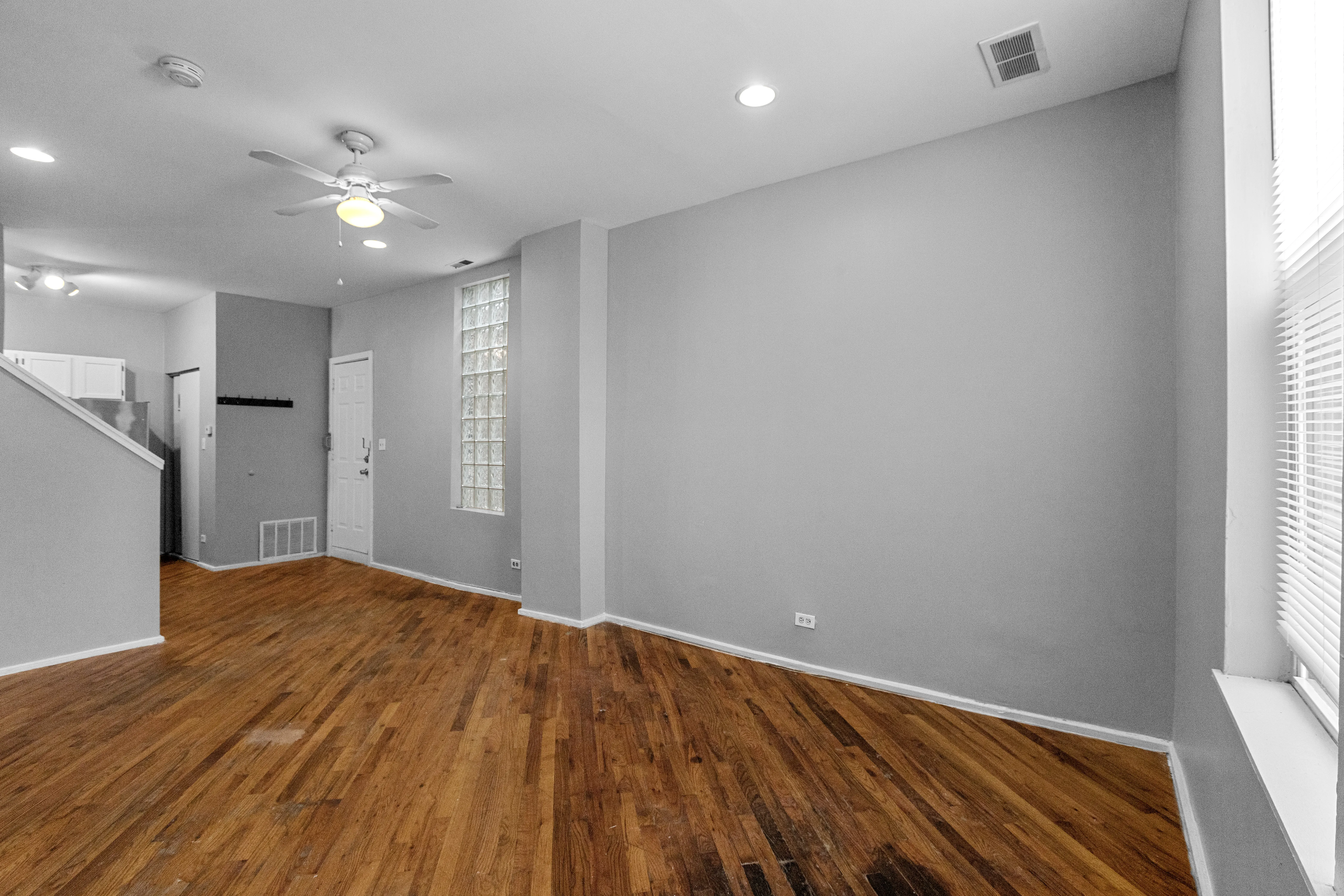 2313 W McLean Ave, ,  60647, USA 60647-unit#1W-Chicago-IL