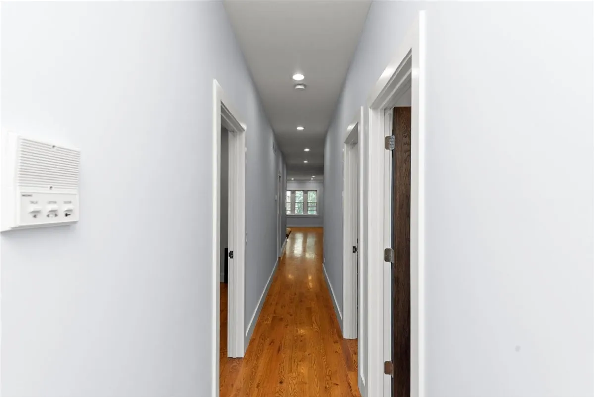 4912 N Washtenaw Ave, Chicago,  60625, USA 60625-unit#1-CHICAGO-IL