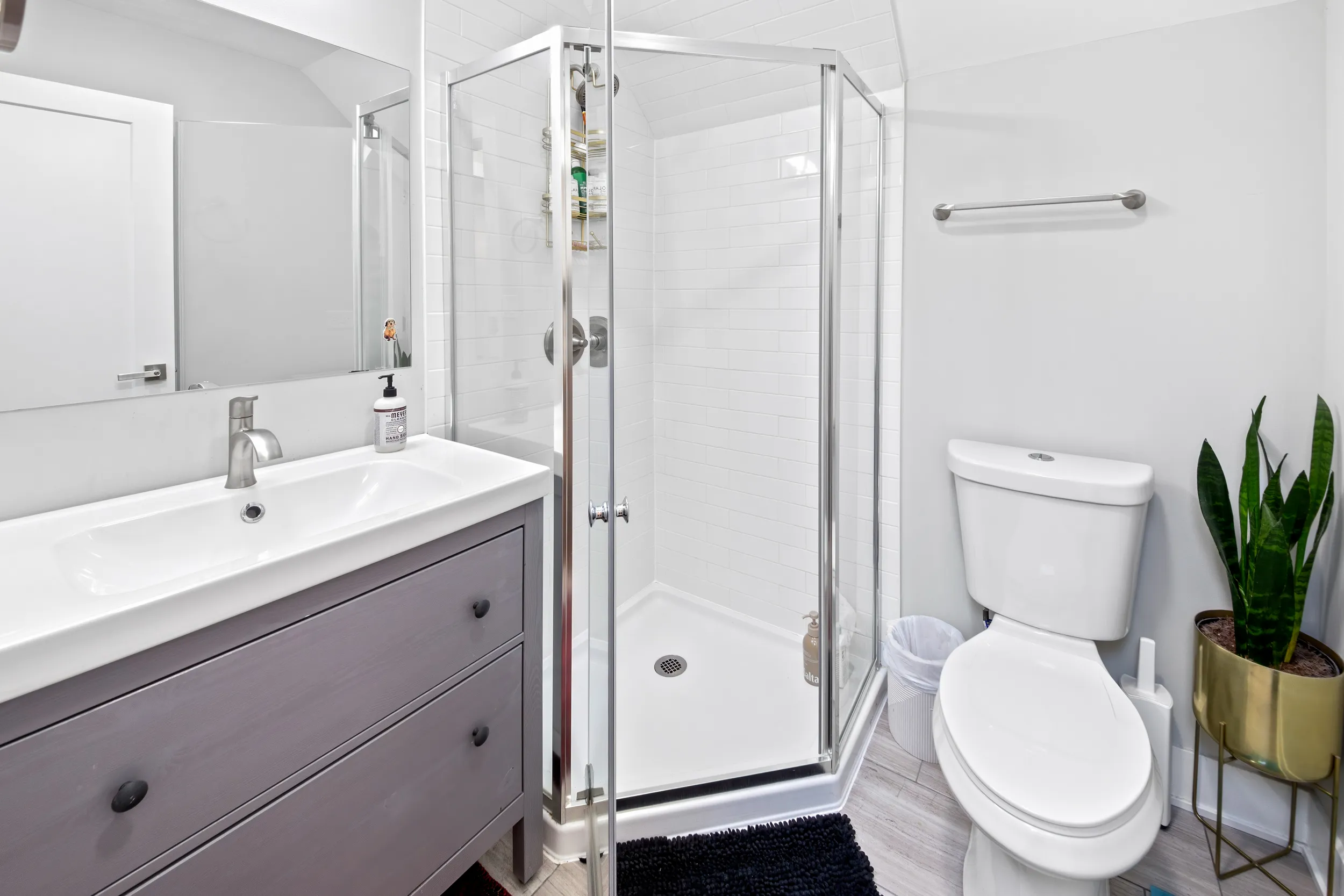 2144 W Shakespeare Ave, , 60647, USA 60647-unit#2R-Chicago-IL