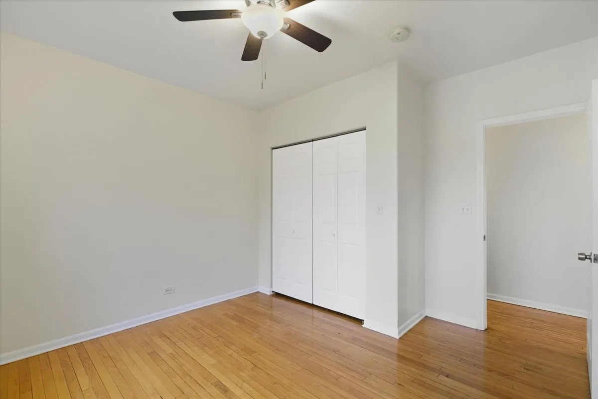 7748 S Yates Blvd, ,  60649, USA 60649-unit#1S-Chicago-IL