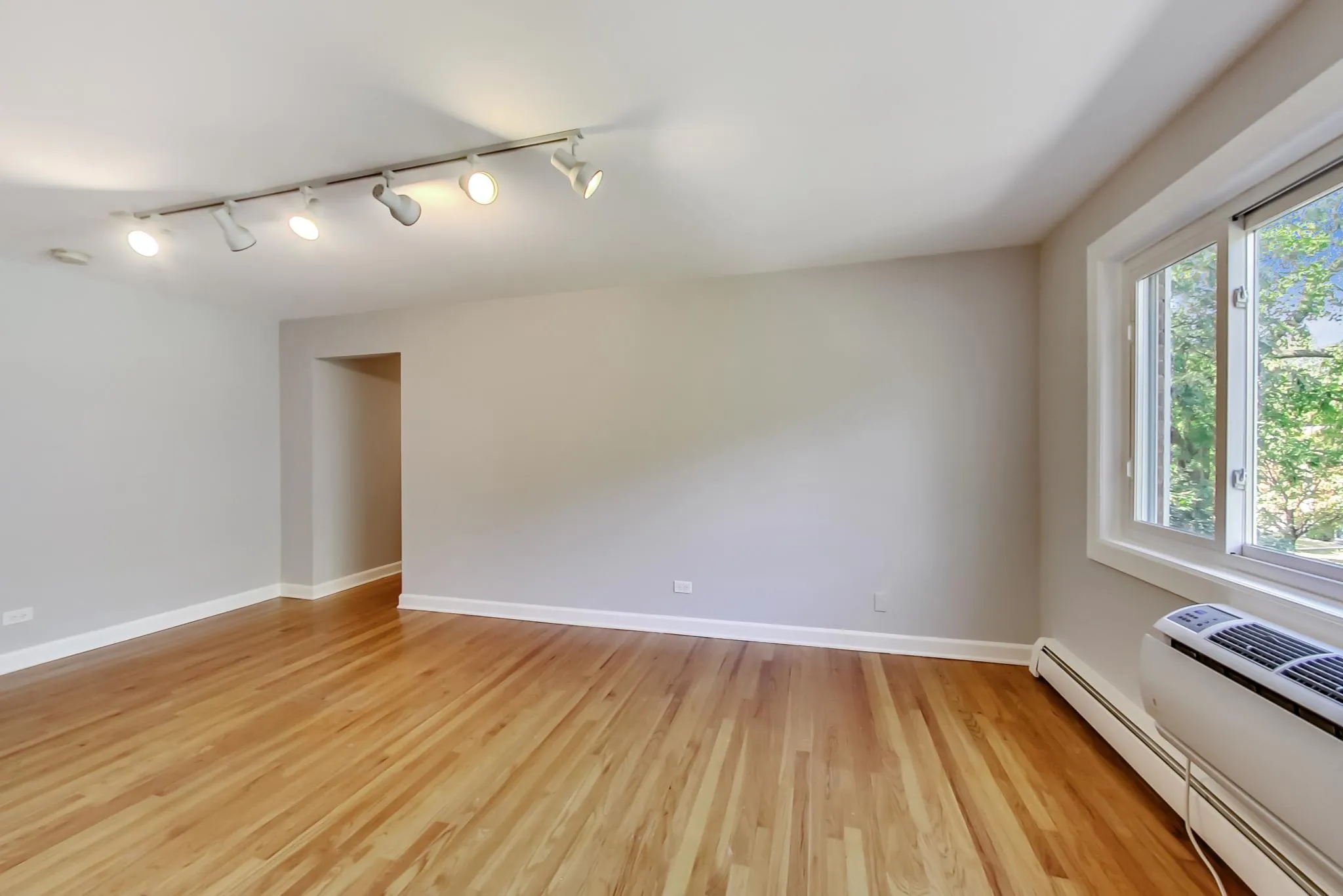 822 Seward St, , 60202, USA 60202-unit#3B-Evanston-IL