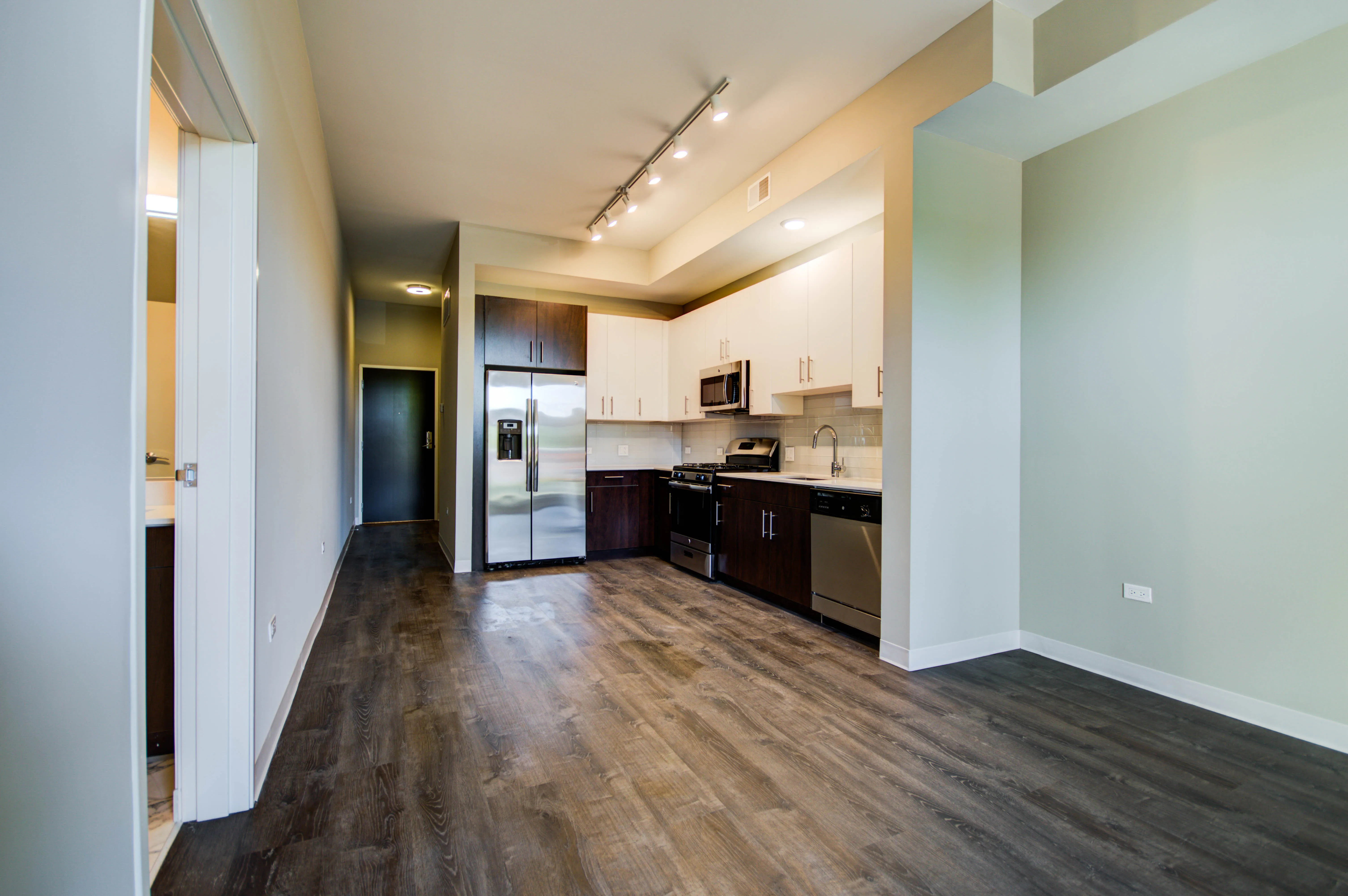 851 W Grand Ave, , 60642, USA 60642-unit#304-Chicago-IL