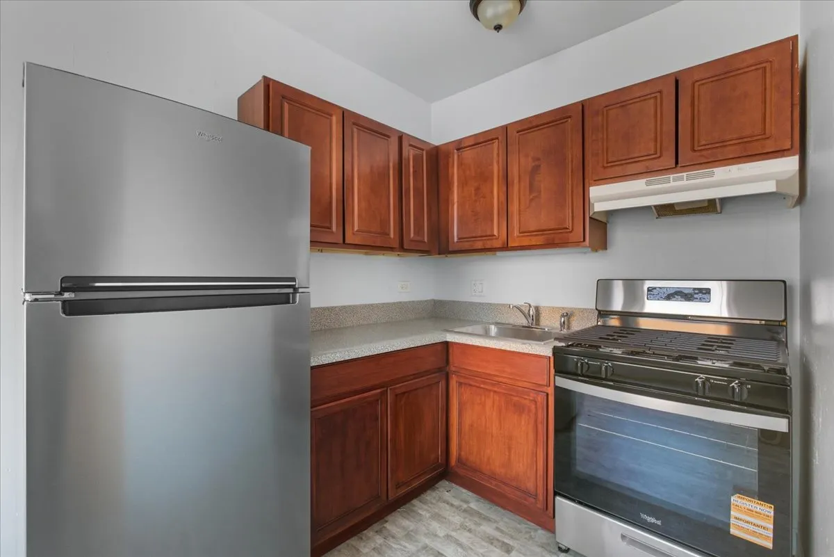 1635 W Morse Ave, , 60626, USA 60626-unit#210-Chicago-IL