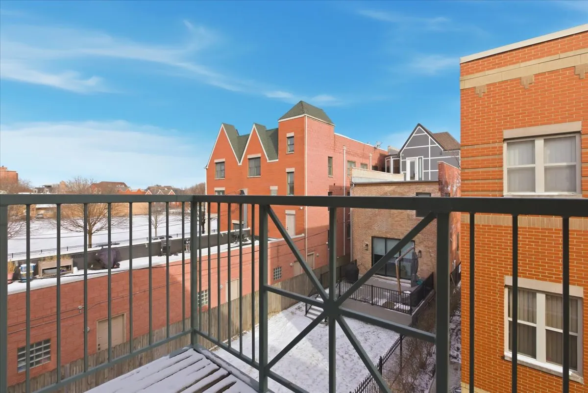 4530 S Woodlawn Ave, , 60653, USA 60653-unit#801-Chicago-IL