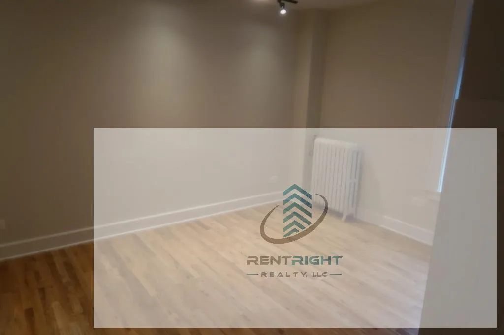 4526 N Sheridan Rd, ,  60640, USA 60640-unit#304-Chicago-IL