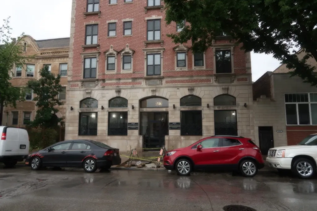 4526 N Sheridan Rd, ,  60640, USA 60640-unit#304-Chicago-IL