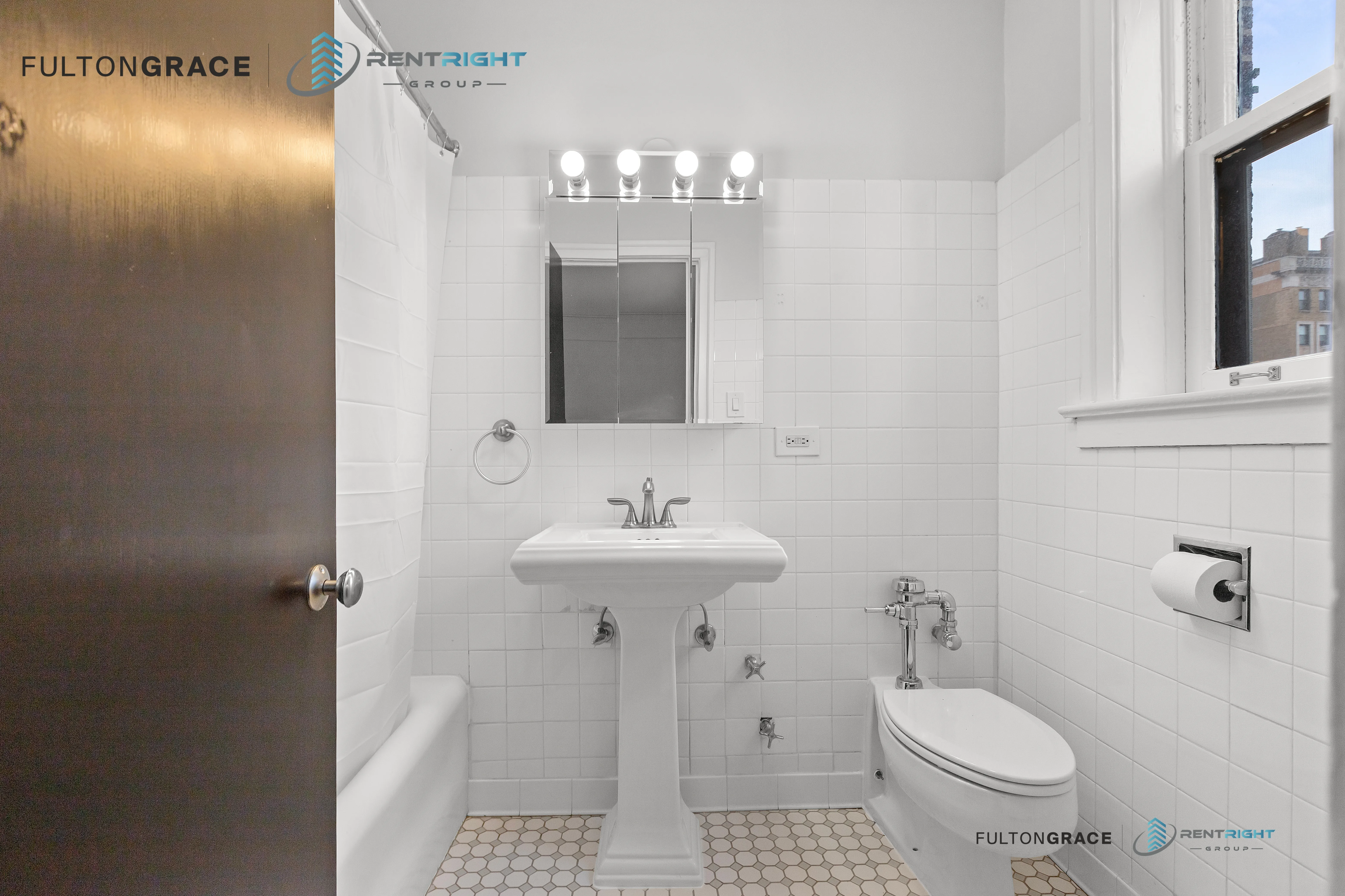 534 W Stratford Pl, ,  60657, USA 60657-unit#5W-Chicago-IL