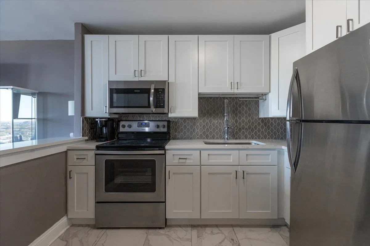 5445 N Sheridan Rd, , 60640, USA 60640-unit#1905-Chicago-IL