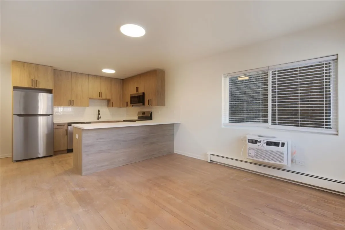 7359 N Winchester Ave, ,  60626, USA 60626-unit#1F-Chicago-IL