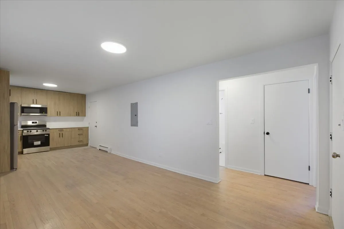 7357 N Winchester Ave, , 60626, USA 60626-unit#2M-Chicago-IL