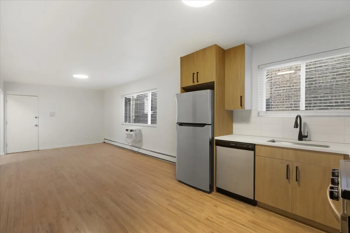 7357 N Winchester Ave, , 60626, USA 60626-unit#2M-Chicago-IL