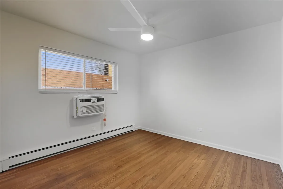 7357 N Winchester Ave, , 60626, USA 60626-unit#2M-Chicago-IL