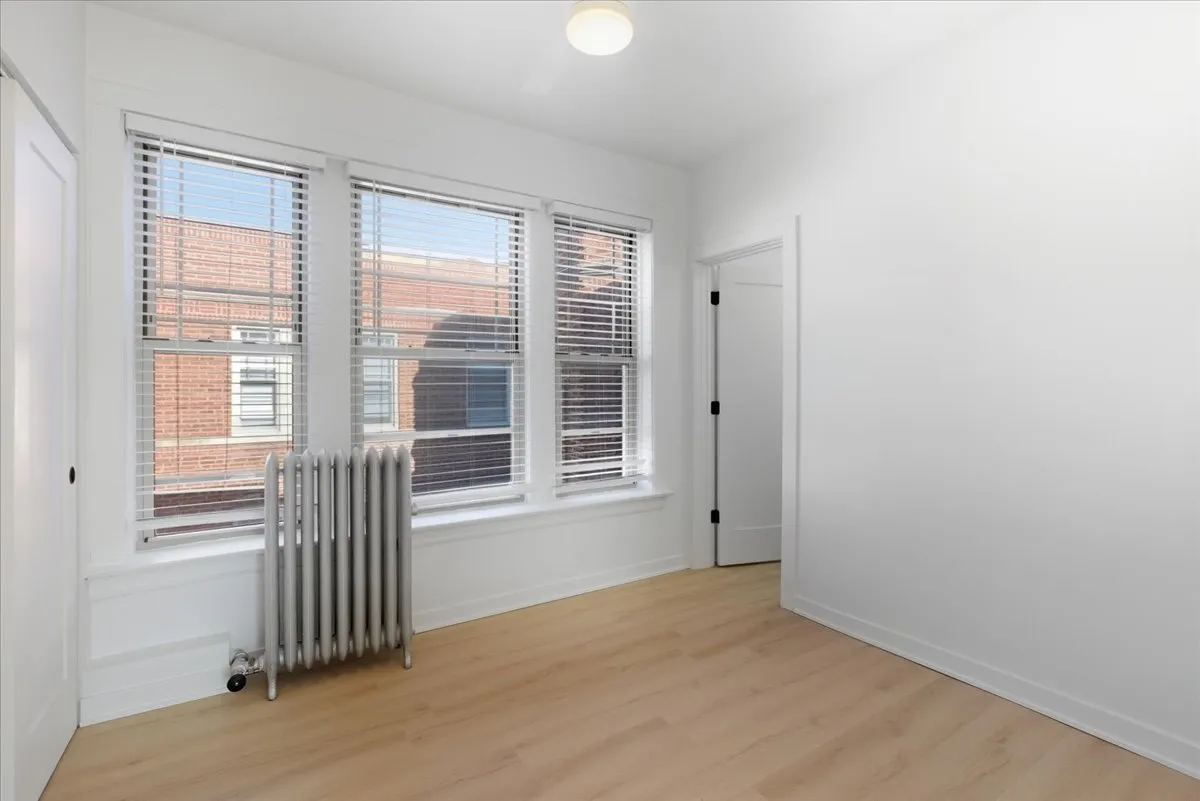 6977 N Bell Ave, ,  60645, USA 60645-unit#2-Chicago-IL