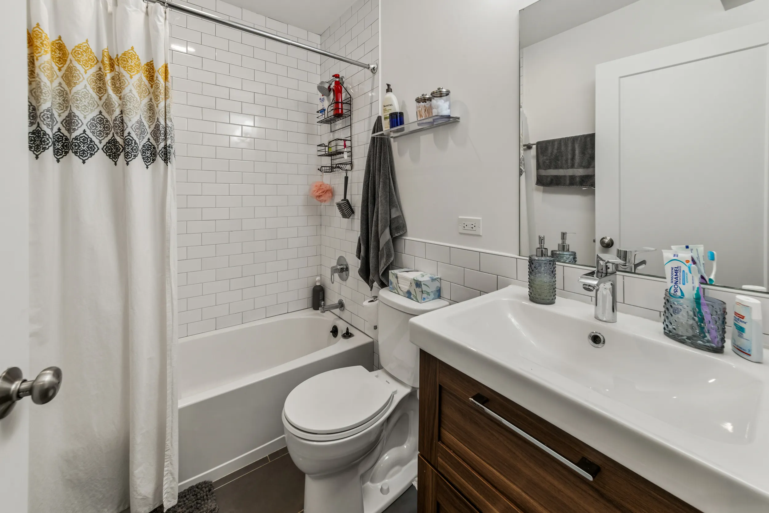 856 N Hermitage Ave, ,  60622, USA 60622-unit#1R-Chicago-IL