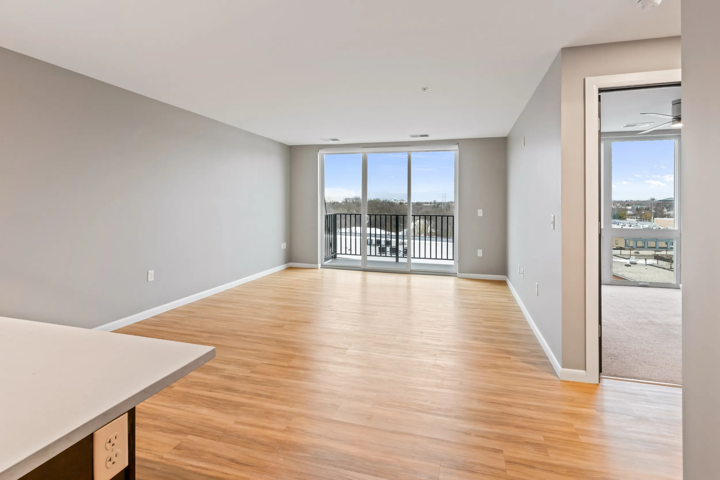 8041 W Bluemound Rd, , WI 53213, USA 53213-unit#405-Milwaukee-IL