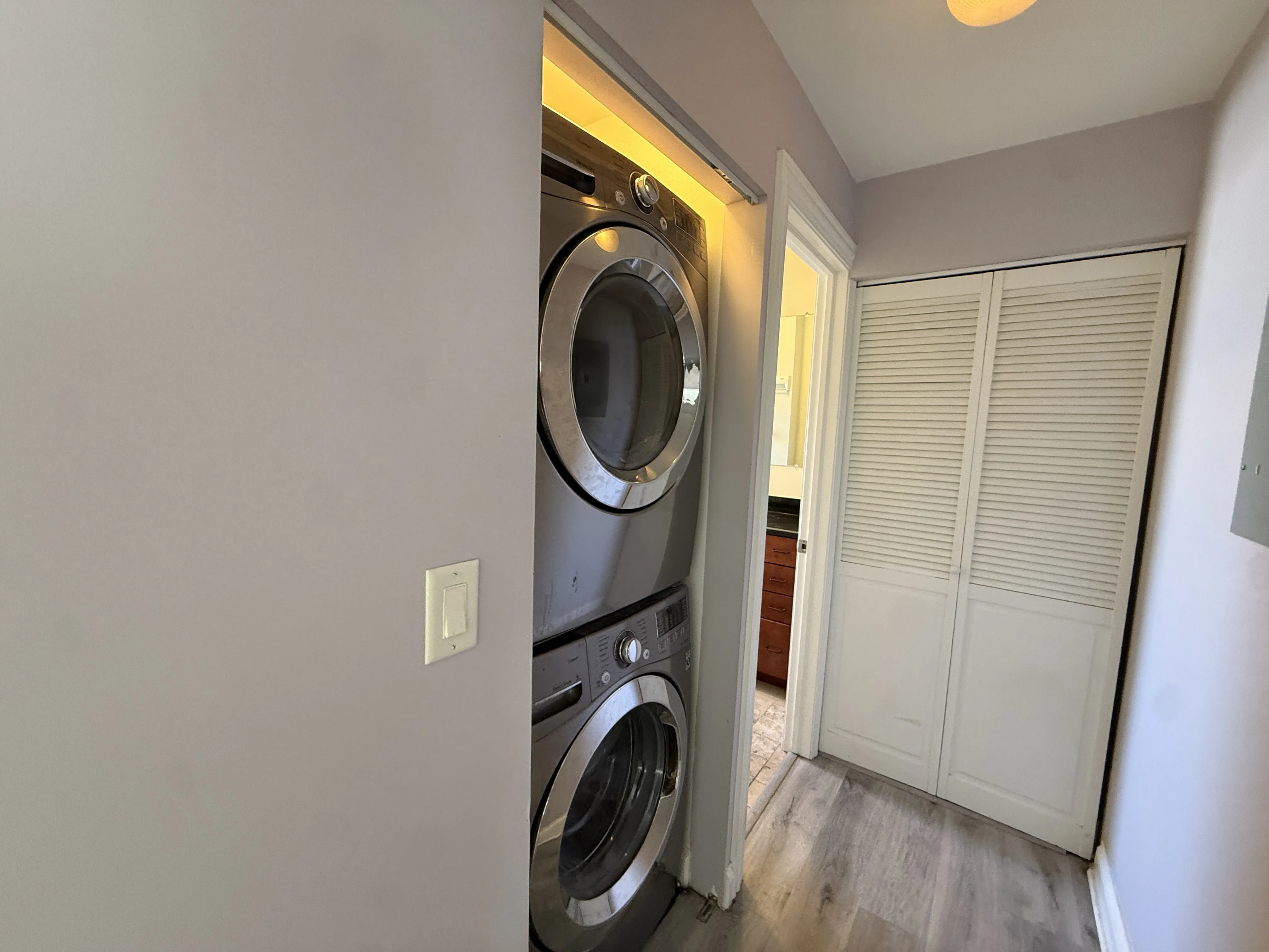 2452 W Ardmore Ave, ,  60659, USA 60659-unit#1-Chicago-IL