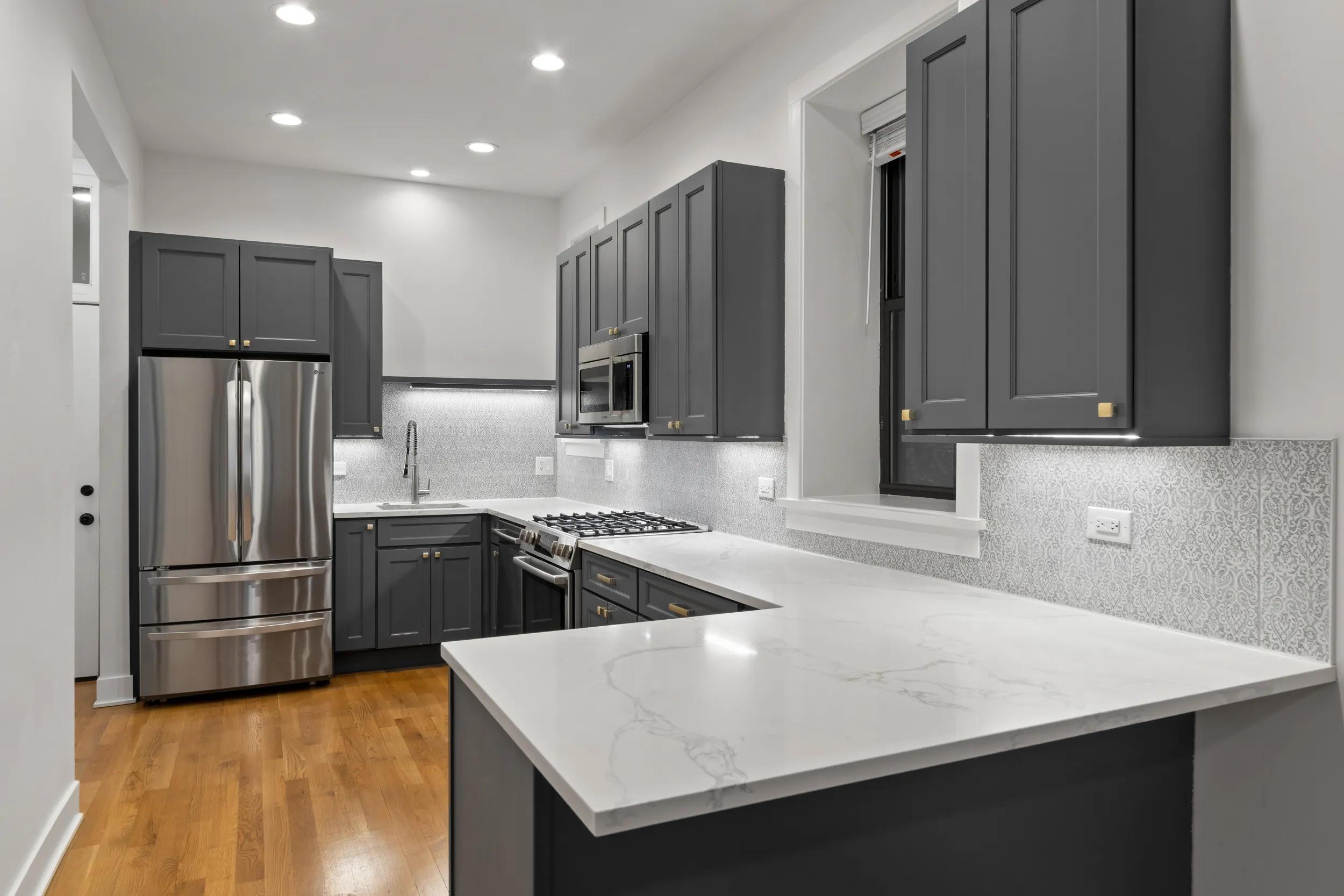 3517 N Reta Ave, ,  60657, USA 60657-unit#1F-Chicago-IL