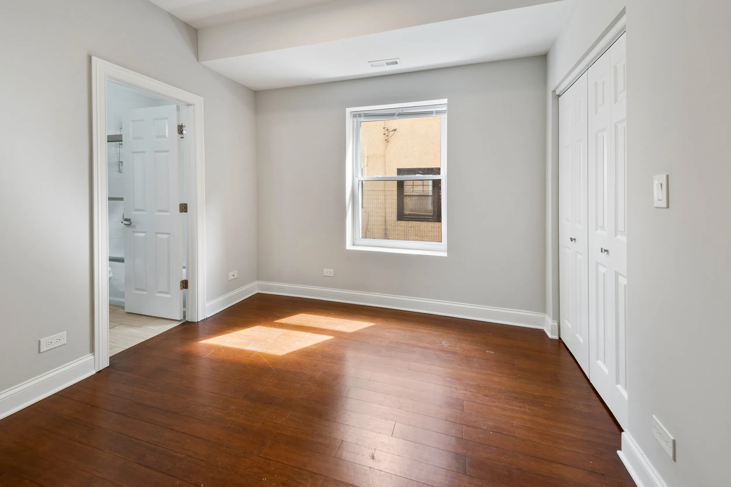 4637 N Dover St, ,  60640, USA 60640-unit#2S-Chicago-IL