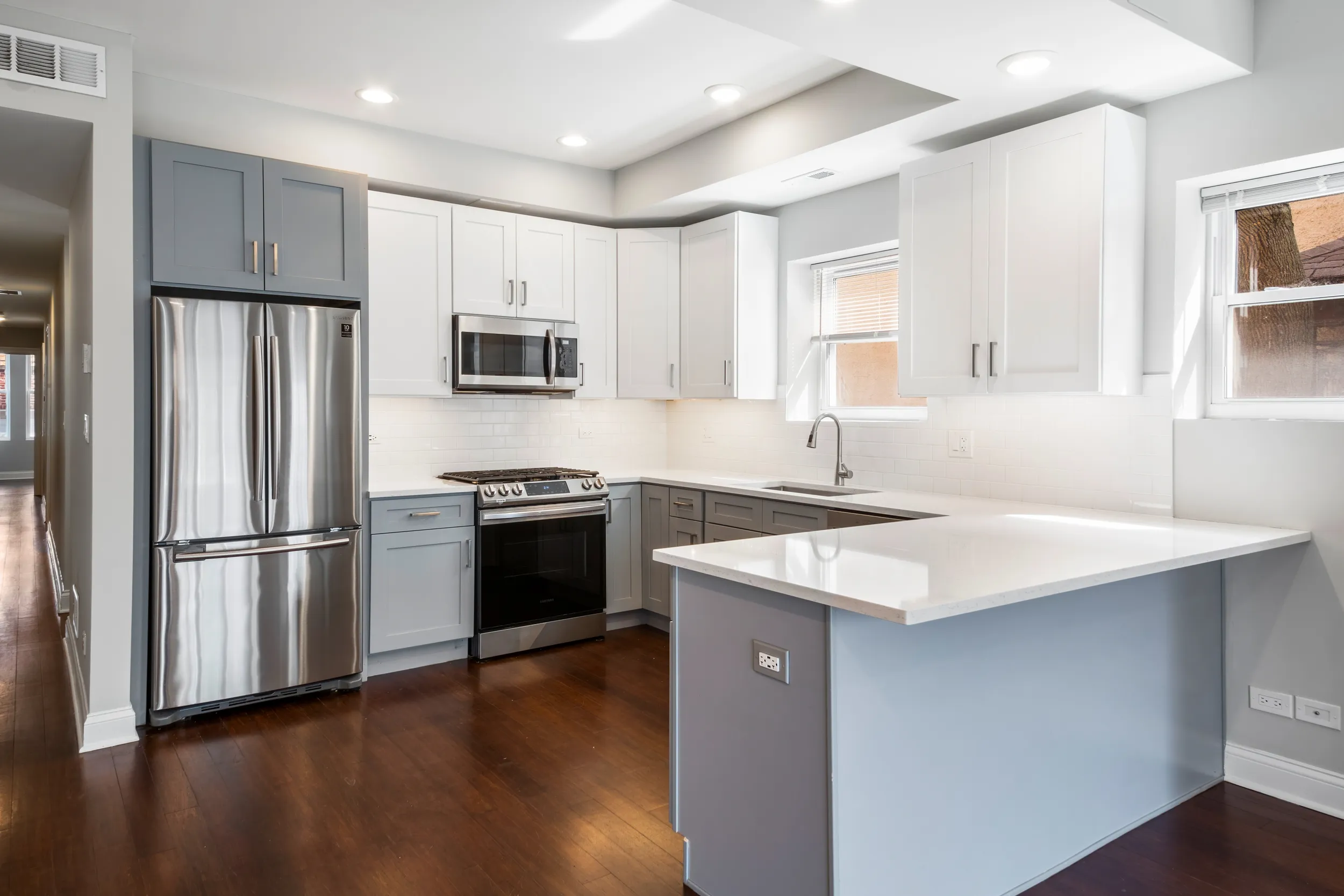 4637 N Dover St, ,  60640, USA 60640-unit#2S-Chicago-IL