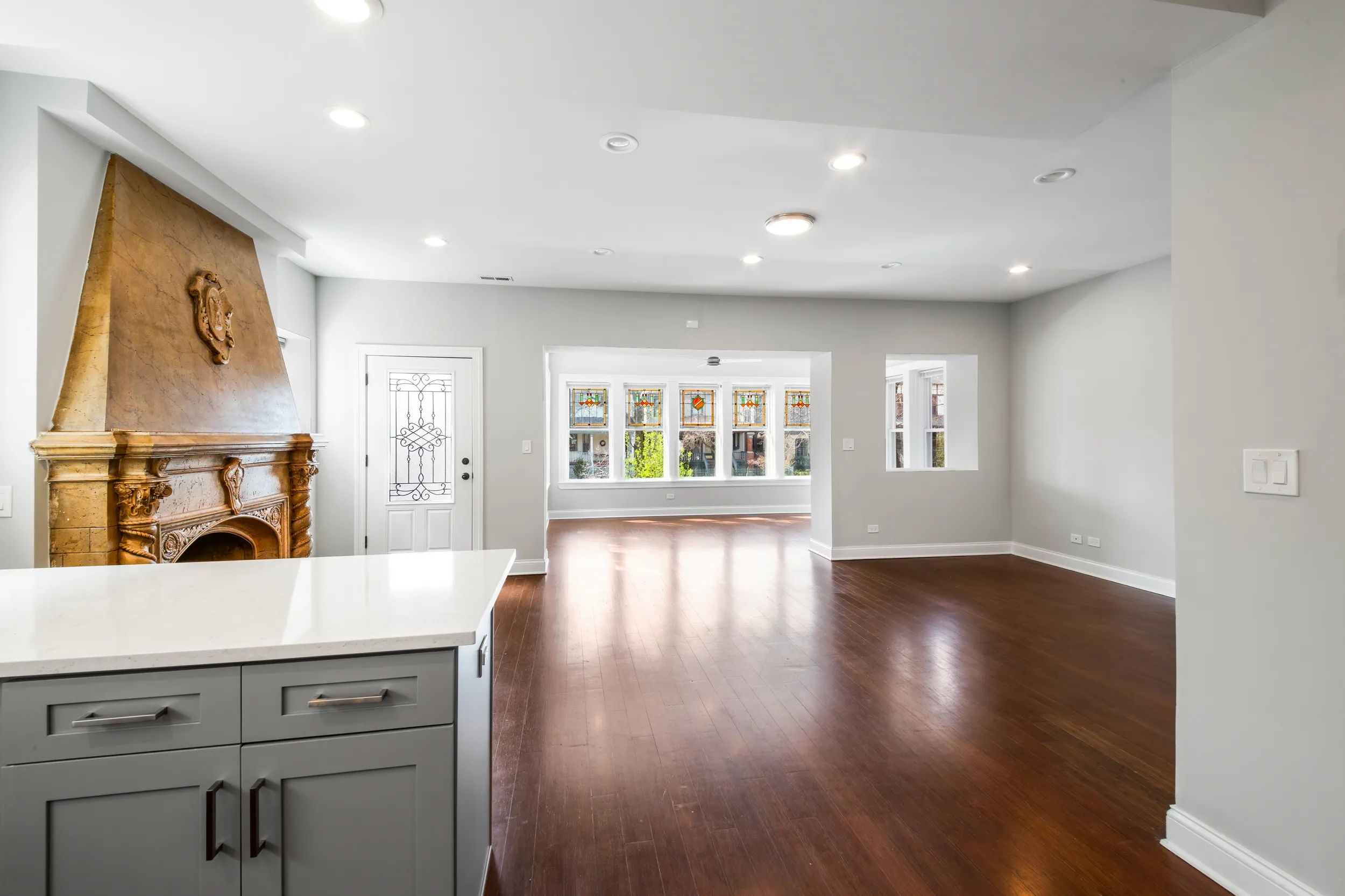 4637 N Dover St, ,  60640, USA 60640-unit#2S-Chicago-IL