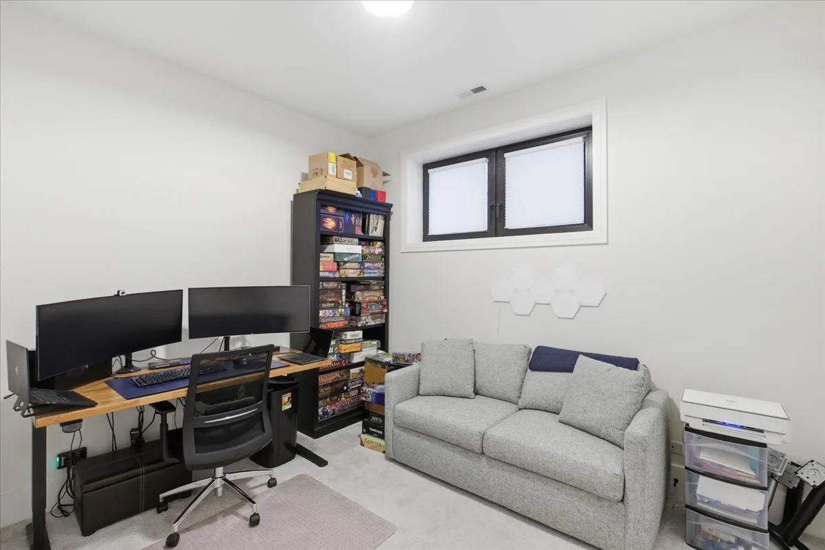 3219 N Seminary Ave, ,  60657, USA 60657-unit#1S-Chicago-IL