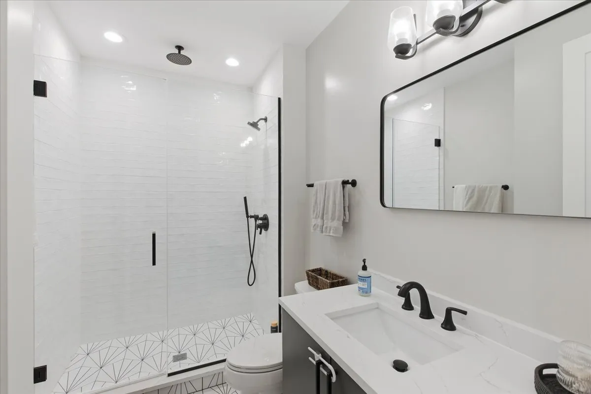 3219 N Seminary Ave, ,  60657, USA 60657-unit#1S-Chicago-IL
