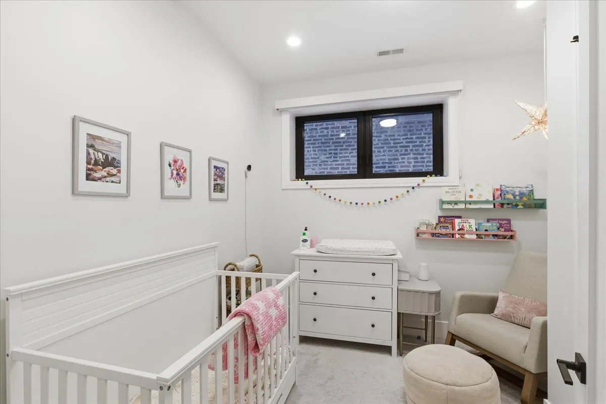 3219 N Seminary Ave, ,  60657, USA 60657-unit#1S-Chicago-IL