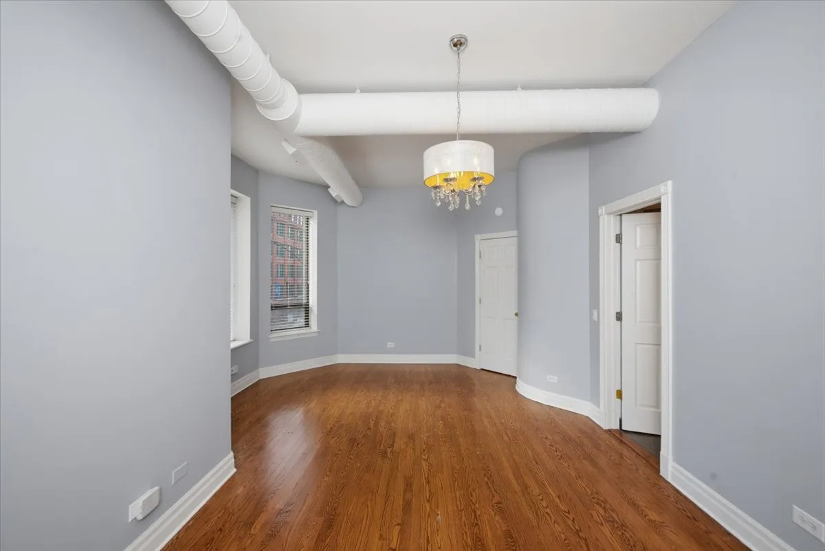 501 N Wells St, ,  60654, USA 60654-unit#2W-Chicago-IL