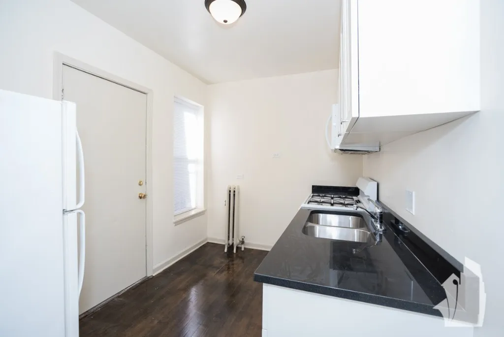 5736 N Winthrop Ave, ,  60660, USA 60660-unit#46-303-Chicago-IL