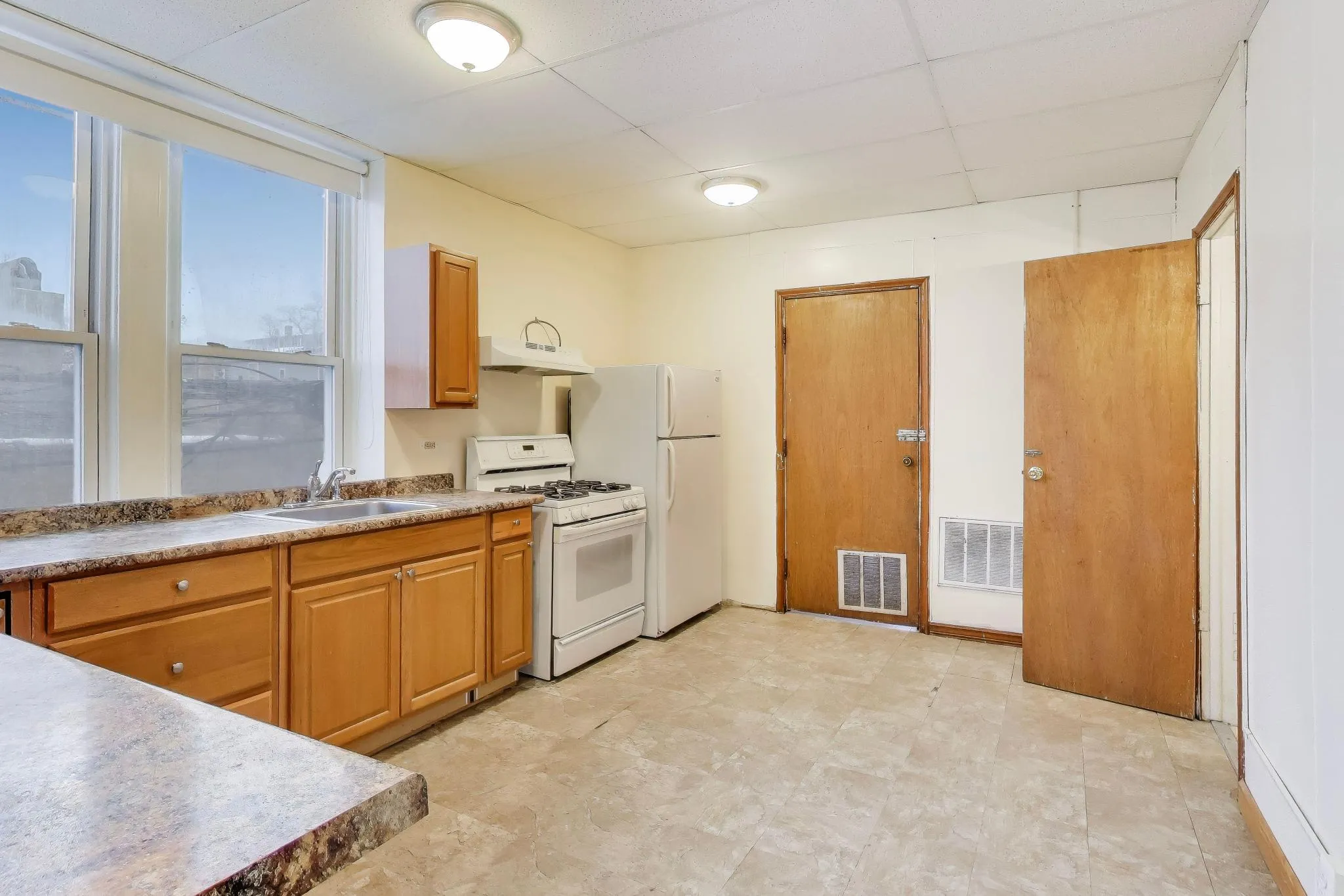 3744 W 26th St, Chicago,  60623, USA 60623-unit#2-Chciago-IL