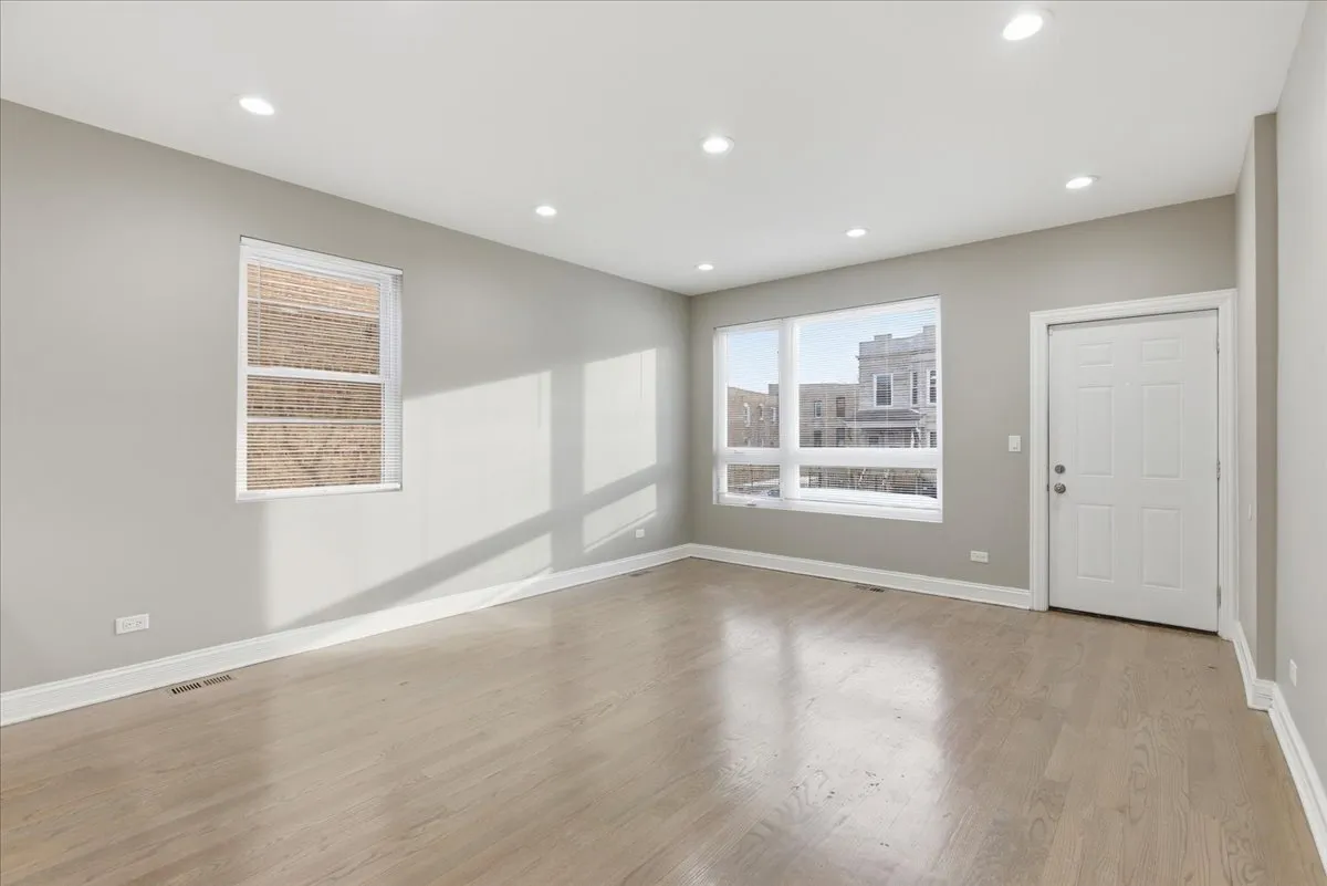 1048 N Lawndale Ave, , 60651, USA 60651-unit#1-Chicago-IL