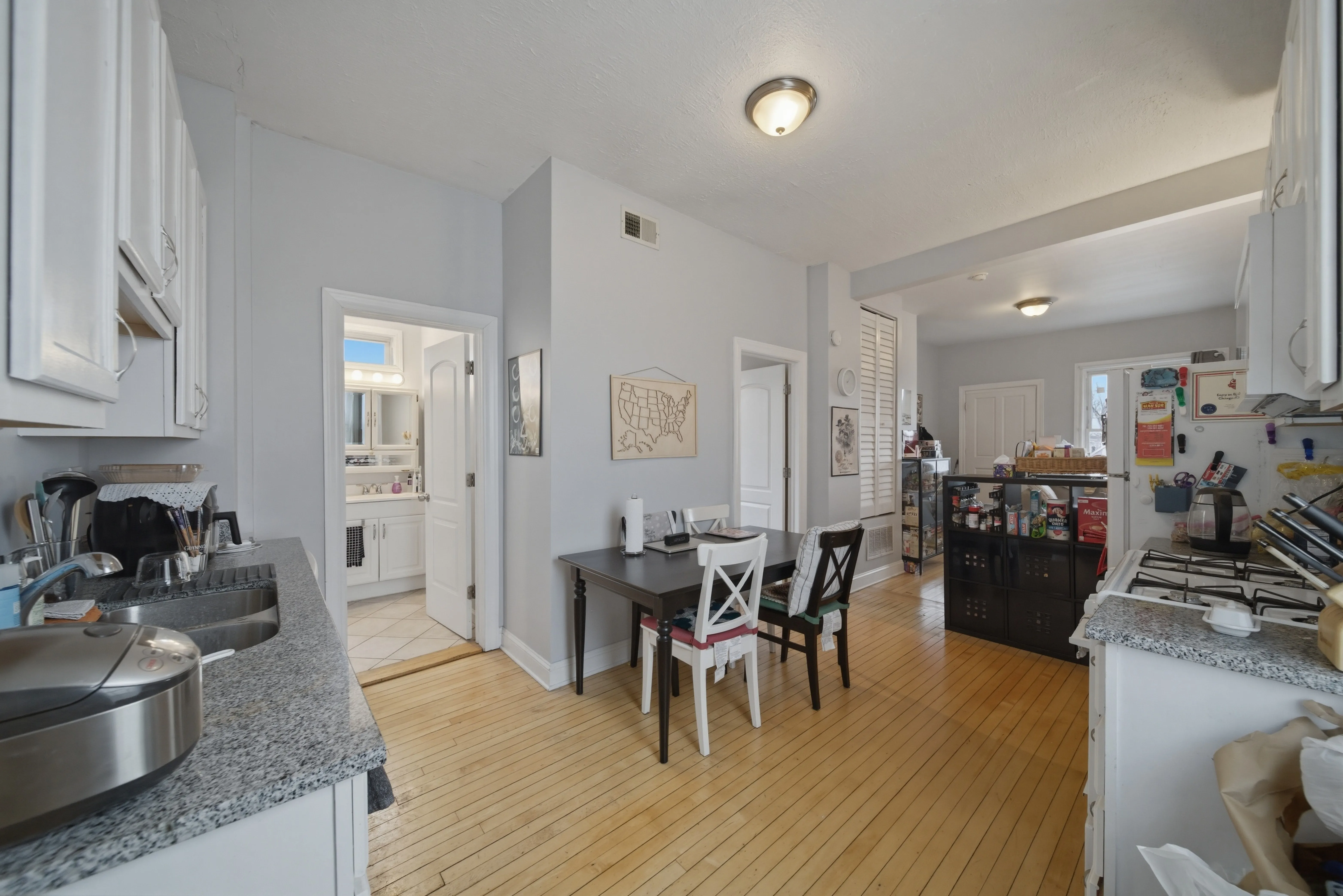 3841 N Bernard St, ,  60618, USA 60618-unit#2R-Chicago-IL