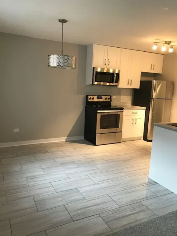 2349 W Jarvis Ave, , 60645, USA 60645-unit#51-2E-Chicago-IL