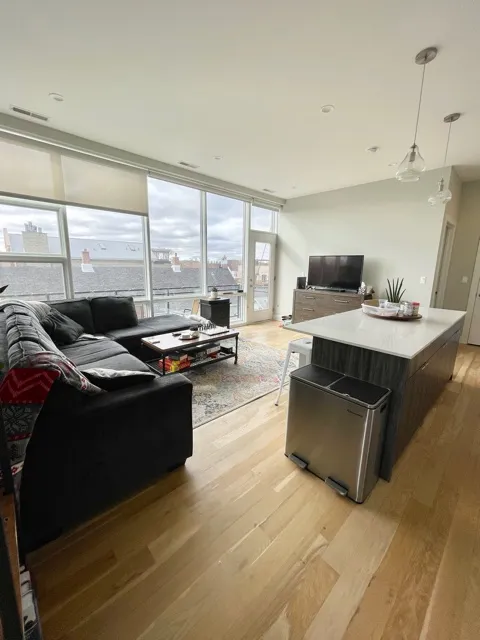 3334 N Southport Ave, , 60657, USA 60657-unit#403-Chicago-IL