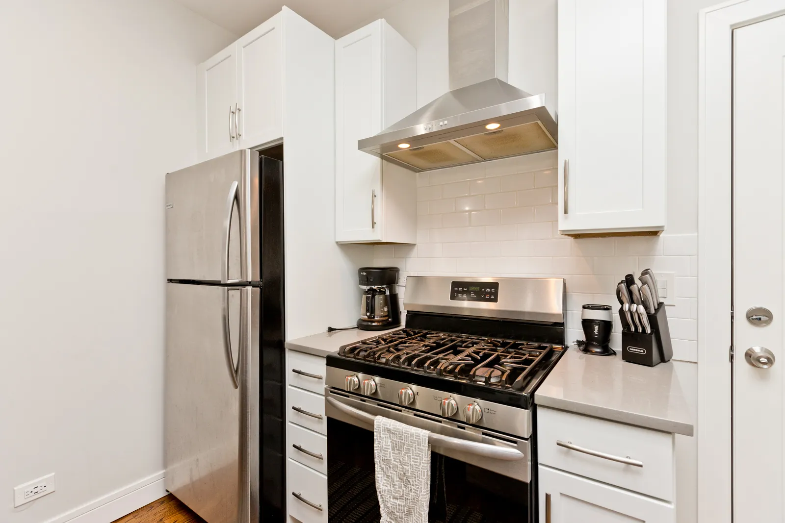 2045 N Wolcott Ave, ,  60614, USA 60614-unit#1R-Chicago-IL
