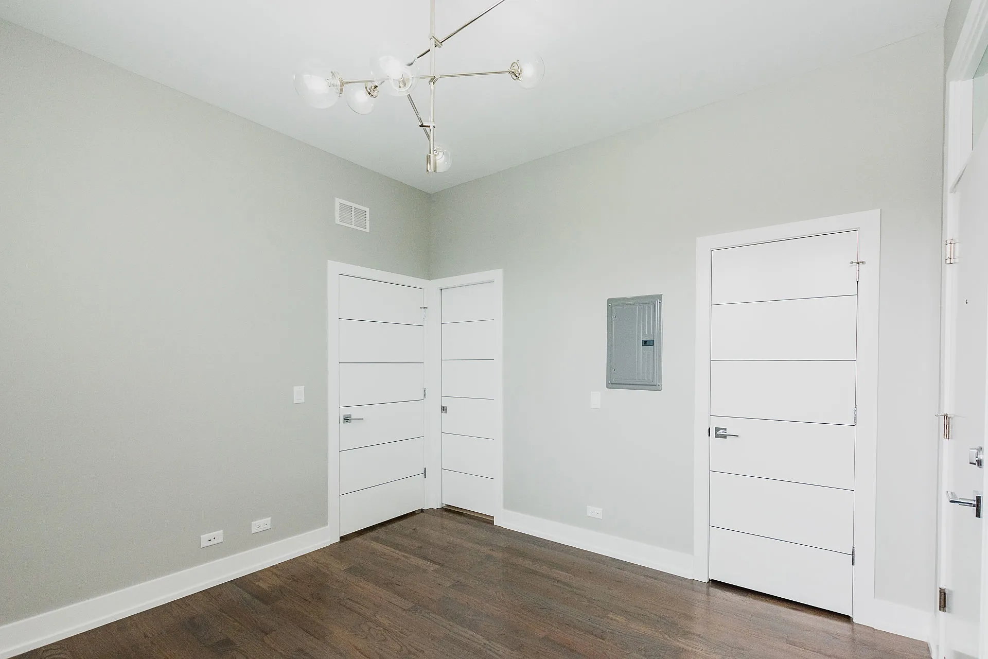 2450 W  Ave, ,  60622, USA 60622-unit#3F-Chicago-IL