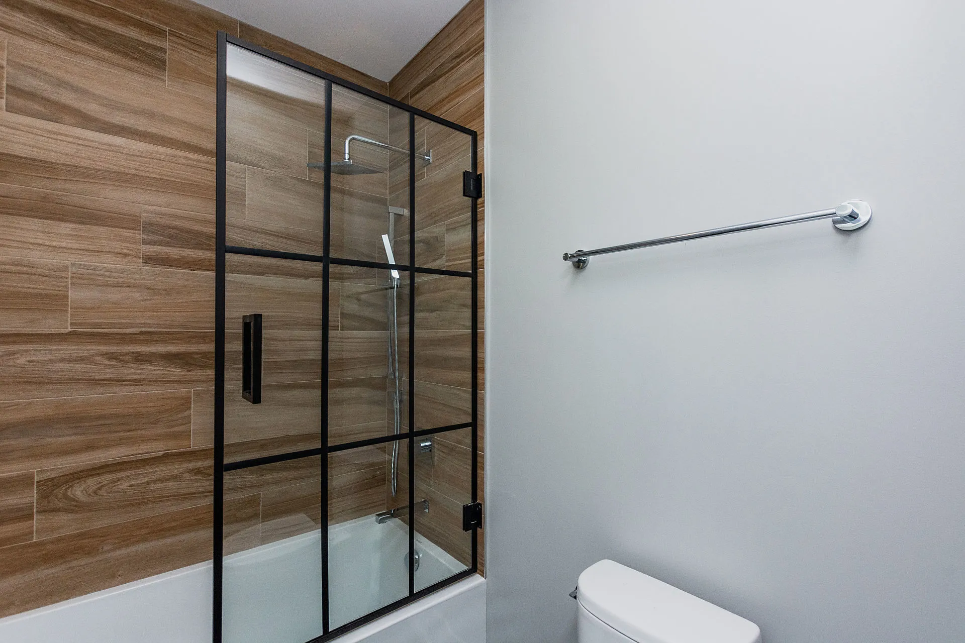 2450 W  Ave, ,  60622, USA 60622-unit#3F-Chicago-IL