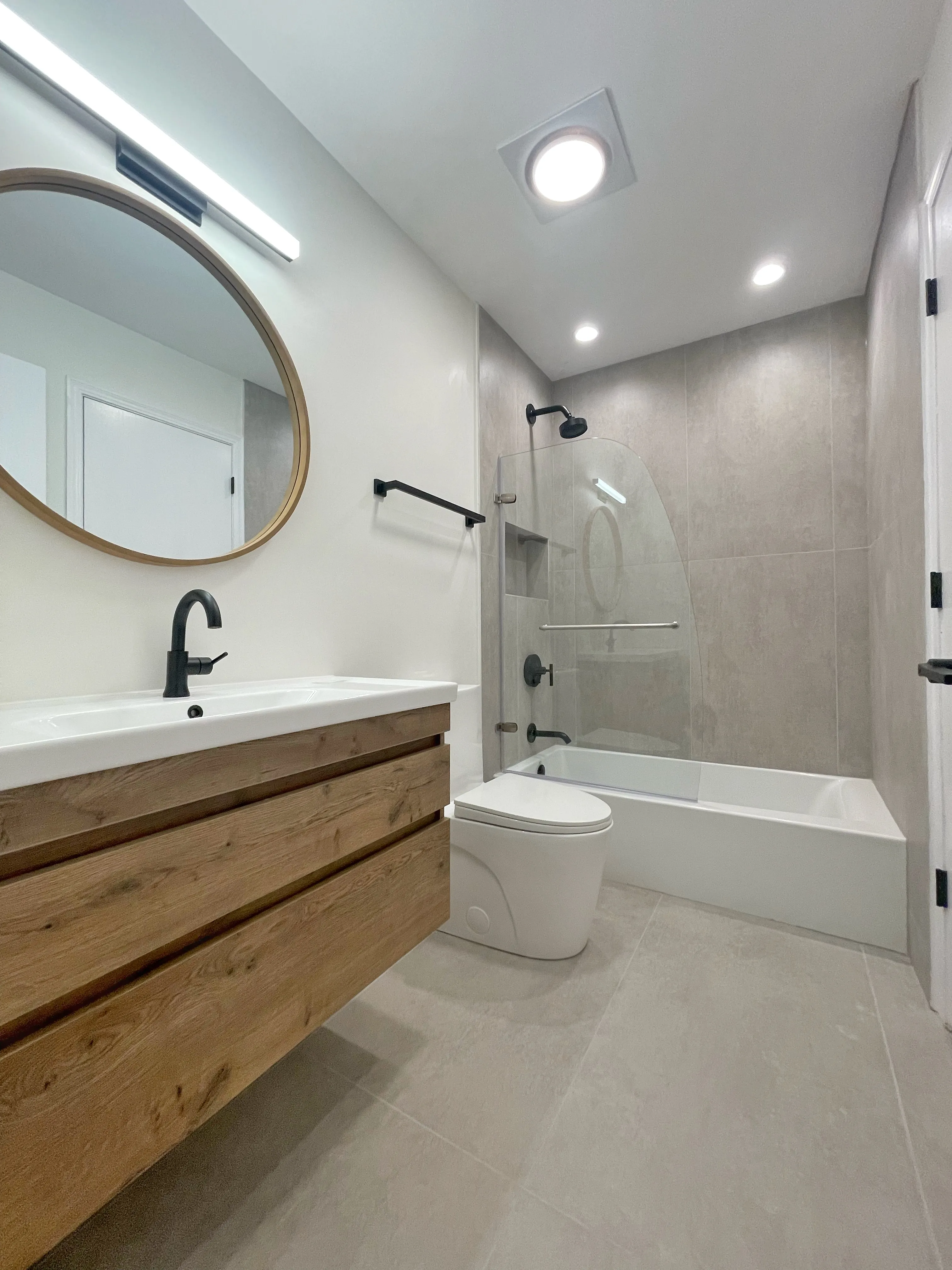 516 S Campbell Ave, Chicago,  60612, USA 60612-unit#3-chicago-IL