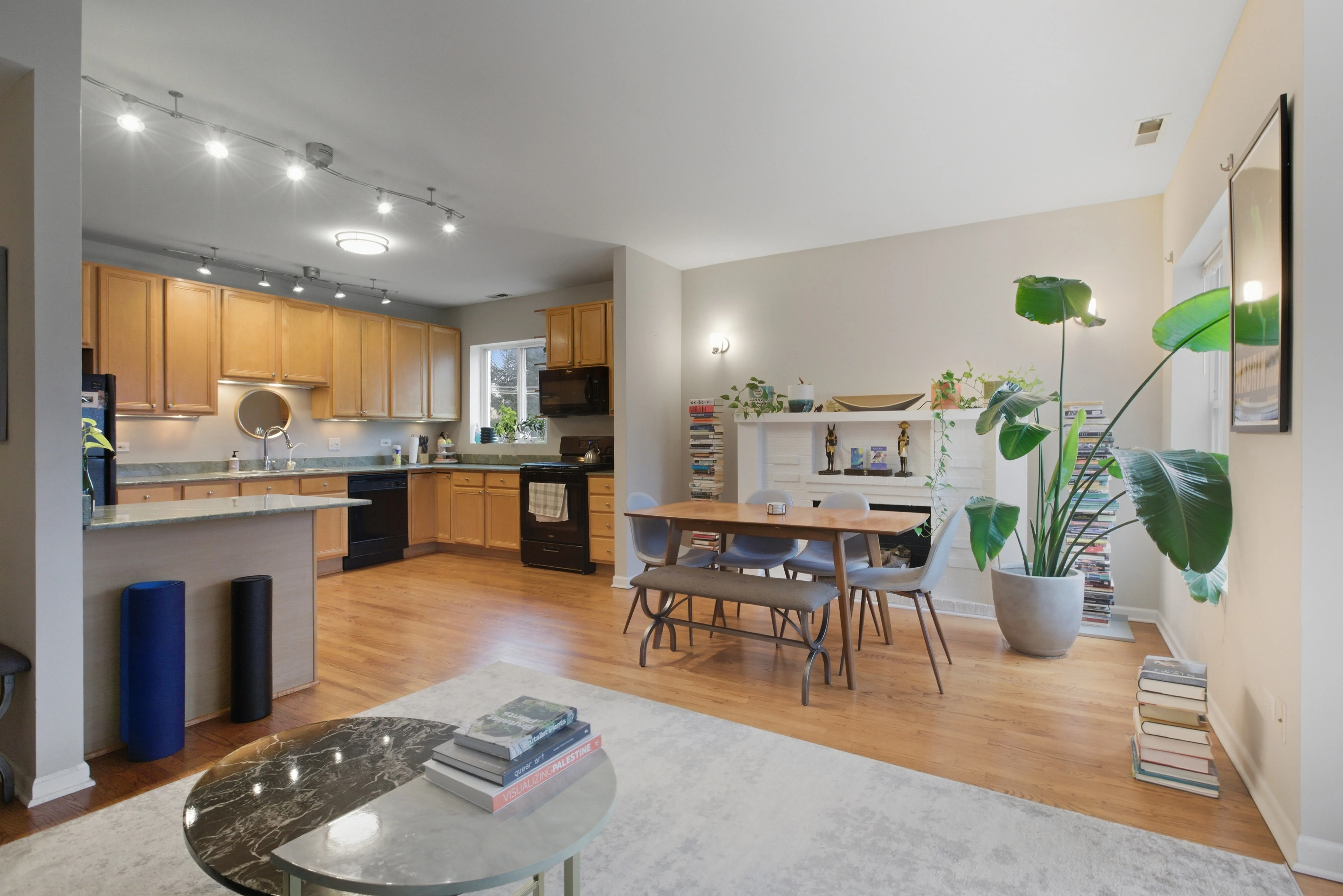 1448 W Arthur Ave, , 60626, USA 60626-unit#3-Chicago-IL