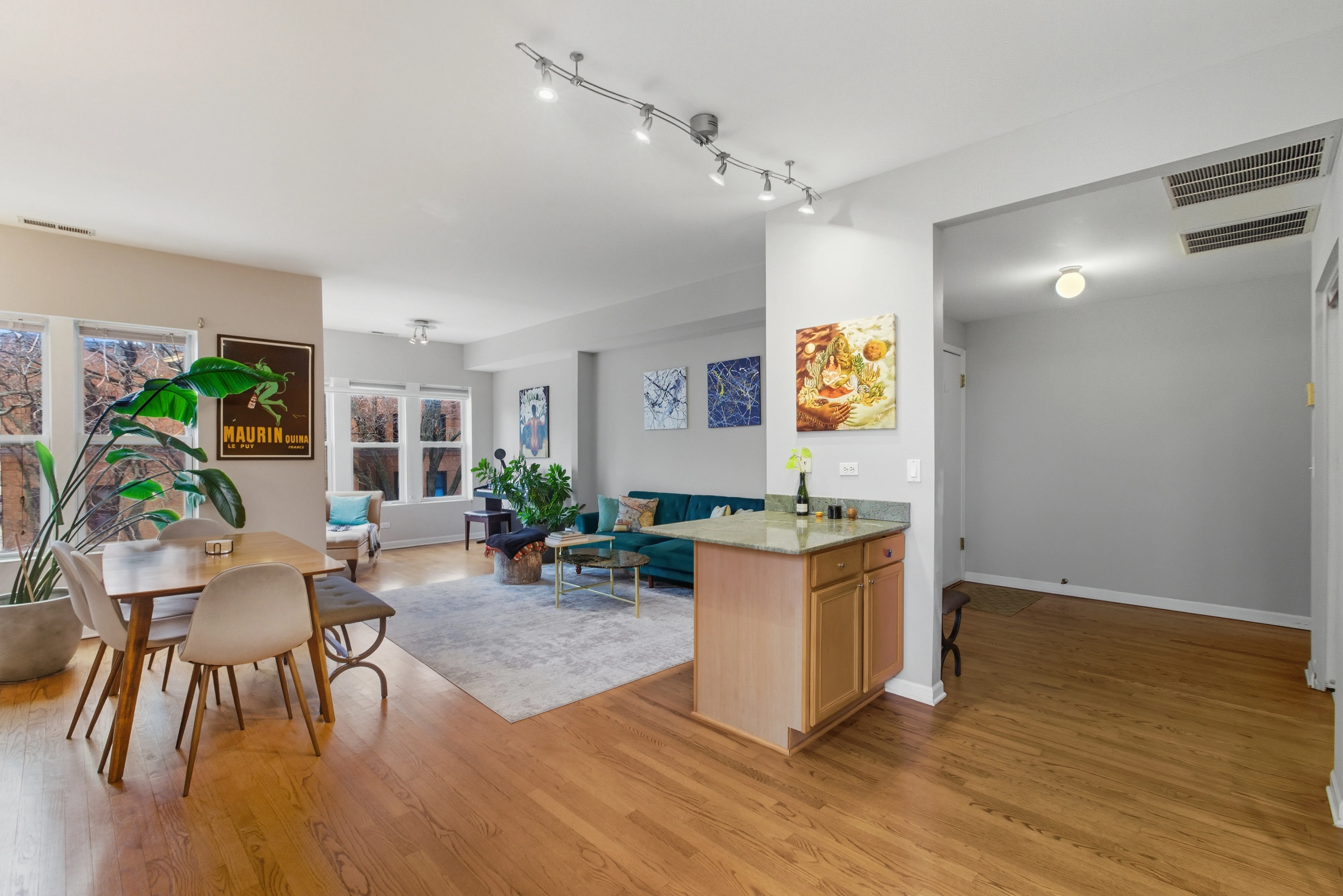 1448 W Arthur Ave, , 60626, USA 60626-unit#3-Chicago-IL